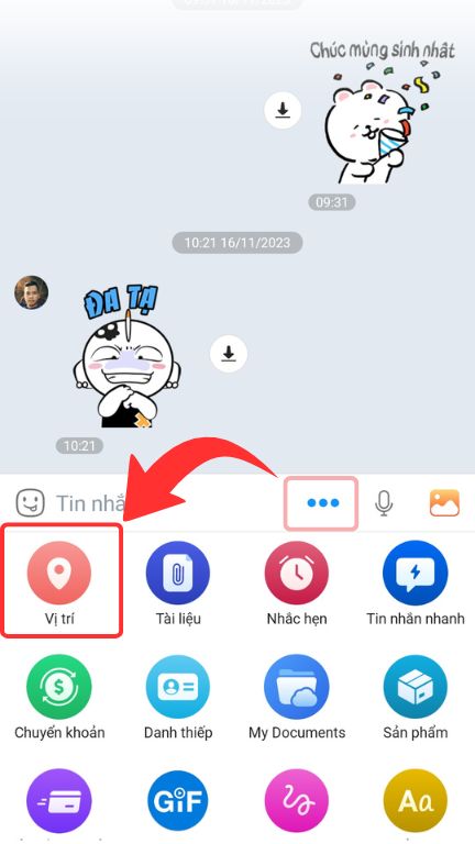 Hình minh họa điện thoại đang mở ứng dụng Zalo với biểu tượng định vị GPS nổi bật.