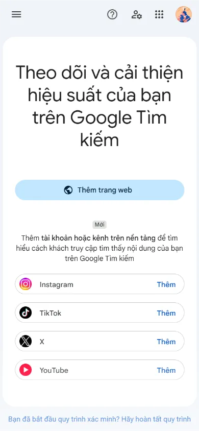 Giao dien Google Search Console hien thi tinh nang moi Them tai khoan hoac kenh tren nen tang